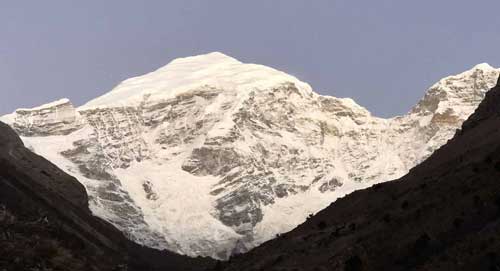 Beautiful mountain in Bhutan TT7.