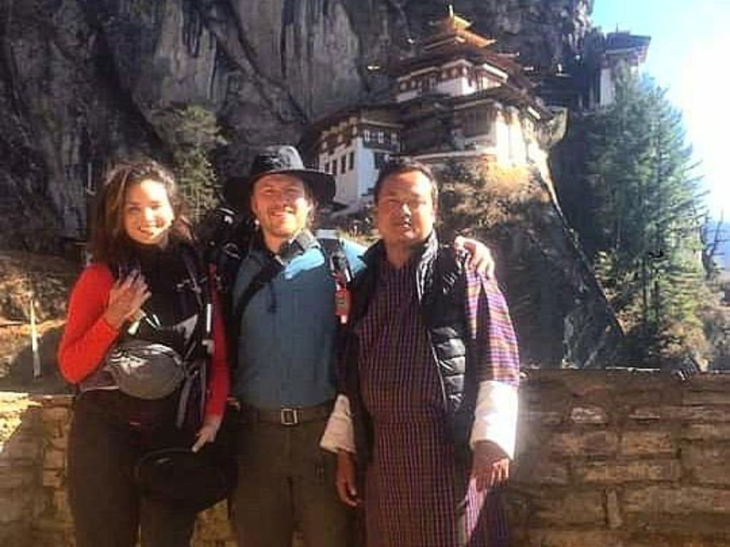 It is easy to get visa for Bhutan for US citizens.